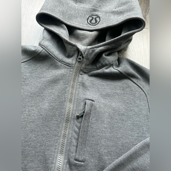 Lululemon Zip-Up Jacket - Picture 2 of 9